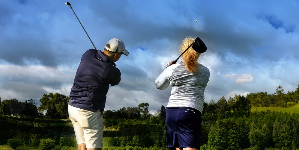 golfklubbor herrklubbor damklubbor foto: Unsplash