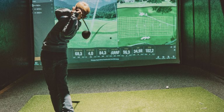 Indoor Golf Group